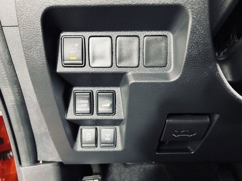 Used 2025 Nissan Frontier PRO-4X image 20