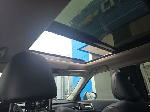 Used 2024 Mitsubishi Outlander SE image 29