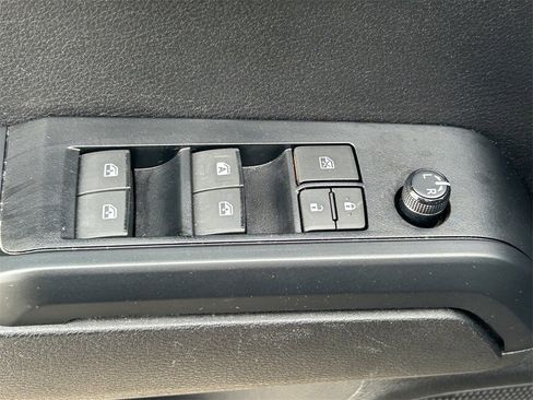 Used 2023 Toyota Tacoma SR image 22