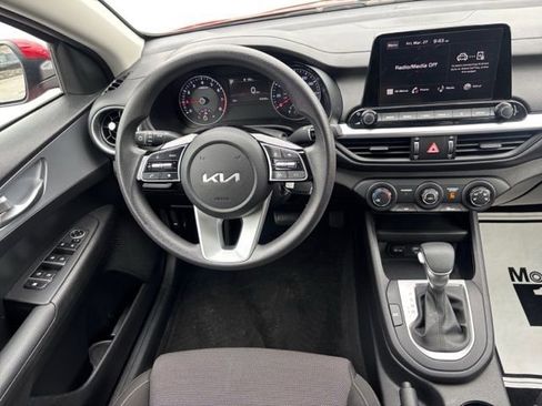 Certified 2023 Kia Forte LXS w/ LXS Technology Package image 13