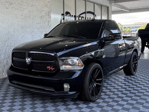 Used 2014 RAM 1500 Sport RWD image 2