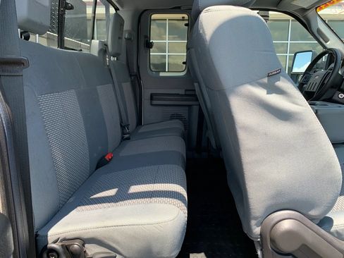 Used 2016 Ford F550 4x4 SuperCab Super Duty image 29