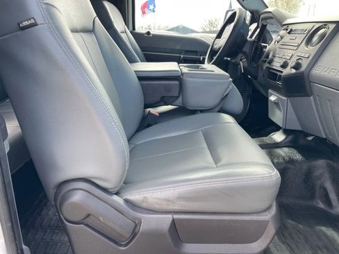 Used 2015 Ford F250 XL w/ Power Equipment Group image 17