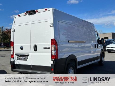 New 2025 RAM ProMaster 2500 w/ Convenience Group FWD image 4