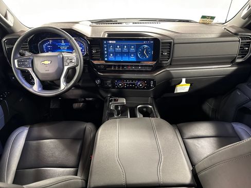 Used 2025 Chevrolet Silverado 1500 LTZ w/ LTZ Premium Package AWD/4WD image 4