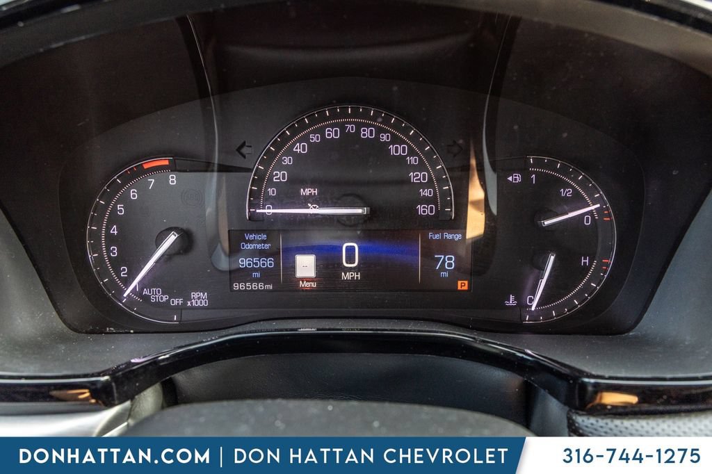 Used 2017 Cadillac XT5 Luxury w/ Driver Awareness Package FWD image 7