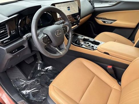 Certified 2025 Lexus NX 350h 350h Premium w/ Accessory Package (2T) image 21
