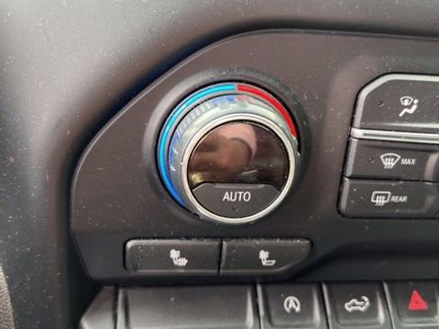 Used 2020 Chevrolet Silverado 1500 RST w/ Texas Edition image 6