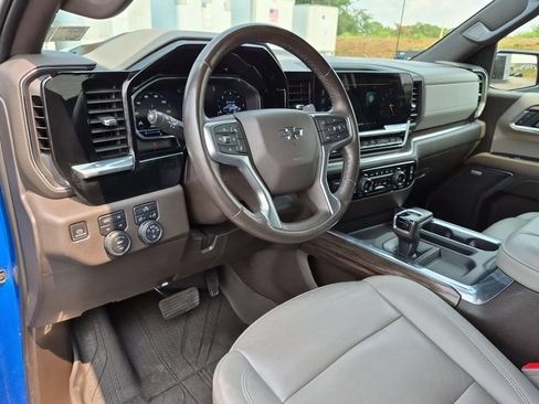 Certified 2023 Chevrolet Silverado 1500 LT Trail Boss w/ Convenience Package II AWD/4WD image 10