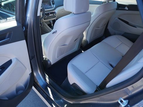 Used 2017 Hyundai Tucson SE image 20