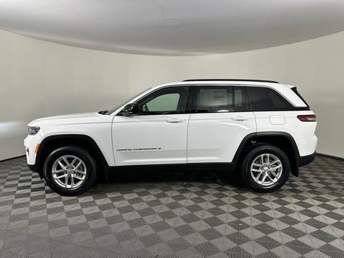 New 2026 Jeep Grand Cherokee Laredo X AWD/4WD image 3
