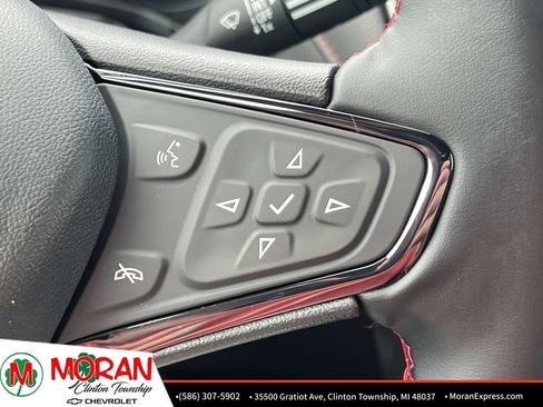 Certified 2024 Chevrolet Equinox RS FWD image 25
