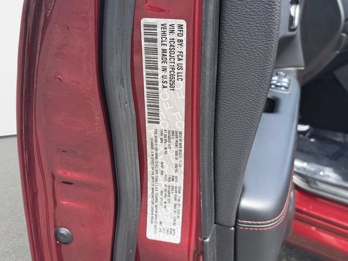 Certified 2023 Dodge Durango R/T w/ Trailer Tow Group IV AWD/4WD image 37