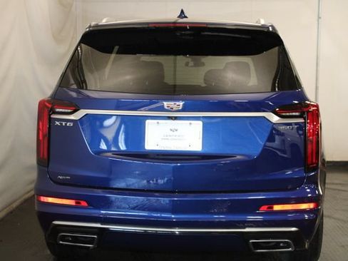 Certified 2023 Cadillac XT6 Luxury AWD/4WD image 6
