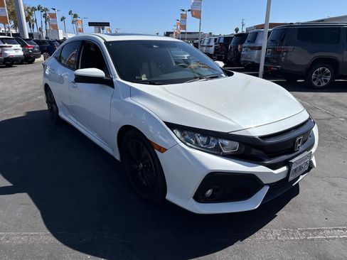 Used 2019 Honda Civic EX image 8