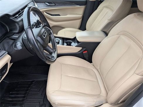 Certified 2021 Jeep Grand Cherokee L Limited image 12