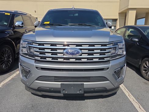 Used 2021 Ford Expedition Limited image 2