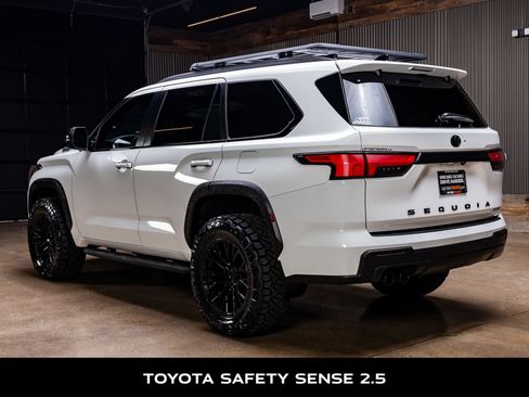 Used 2025 Toyota Sequoia TRD Pro AWD/4WD image 5