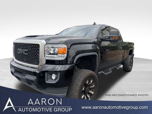 Used 2017 GMC Sierra 2500 Denali w/ Duramax Plus Package image 1