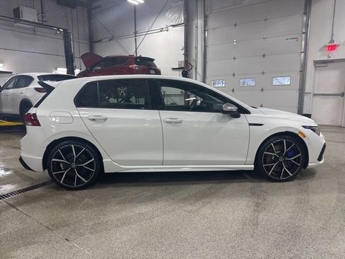 Used 2024 Volkswagen Golf R 2.0T image 8