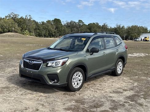 Used 2019 Subaru Forester Base w/ Alloy Wheel Package image 2