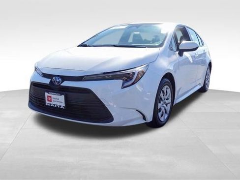 Certified 2023 Toyota Corolla LE image 8