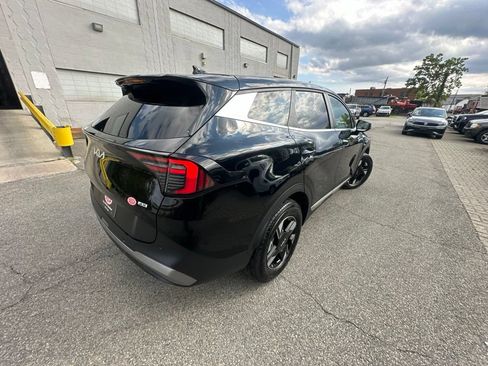 Used 2026 Kia Sportage LX AWD/4WD image 6
