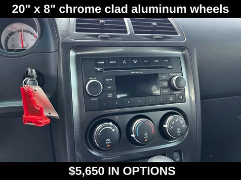 Used 2009 Dodge Challenger R/T RWD image 37
