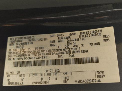 Used 2015 Ford F150 Lariat w/ Equipment Group 502A Luxury image 33