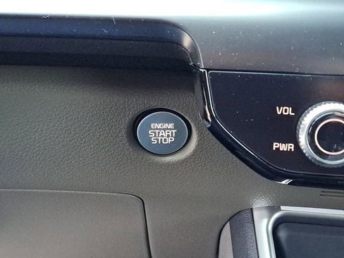 New 2026 Kia Carnival image 11