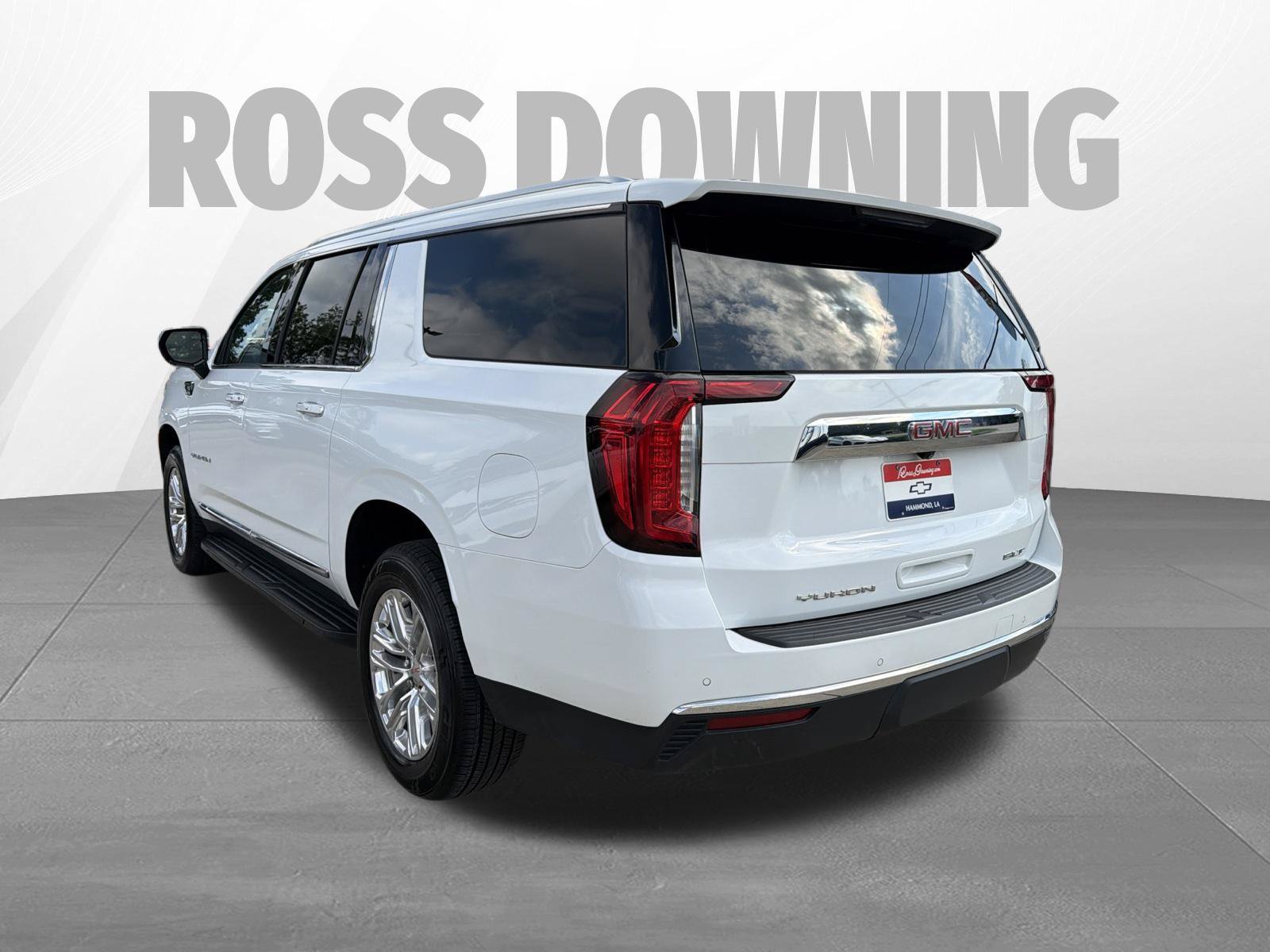 Used 2024 GMC Yukon XL SLT RWD image 6