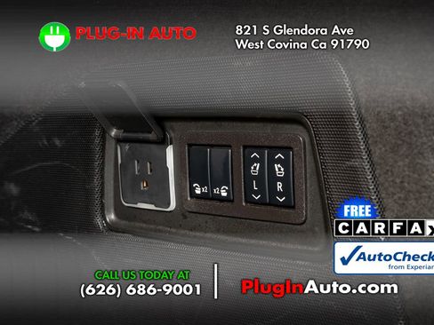 Used 2024 Cadillac Escalade ESV Sport Platinum w/ Heavy-Duty Trailer Package image 16