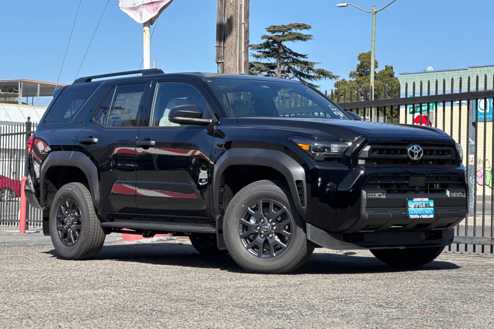 New 2026 Toyota 4Runner SR5 AWD/4WD image 2
