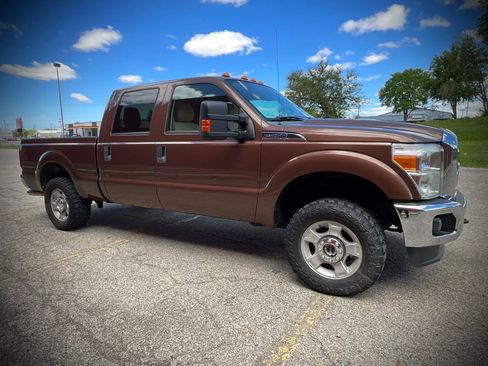 Used 2012 Ford F250 XLT AWD/4WD image 7