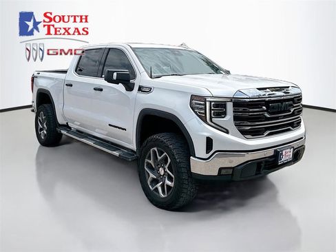 Used 2024 GMC Sierra 1500 SLT AWD/4WD image 1