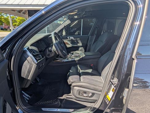 Used 2019 BMW X7 xDrive50i w/ M Sport Package AWD/4WD image 19