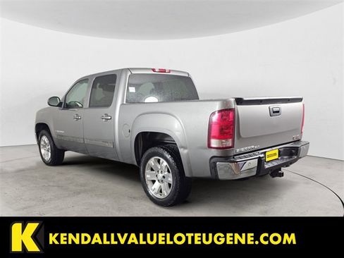 Used 2008 GMC Sierra 1500 SLT w/ SLT Preferred Package image 3