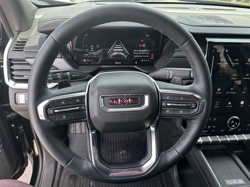 Used 2026 GMC Acadia Elevation w/ Black Edition FWD image 20