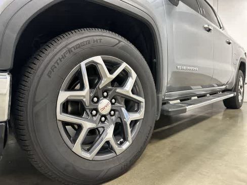 Used 2024 GMC Sierra 1500 SLT AWD/4WD image 29