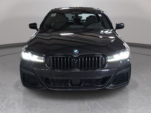 Used 2023 BMW M550i xDrive w/ Executive Package AWD/4WD image 2