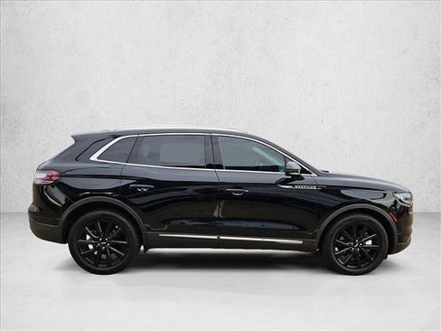 Used 2022 Lincoln Nautilus Reserve w/ Equipment Group 201A FWD image 4