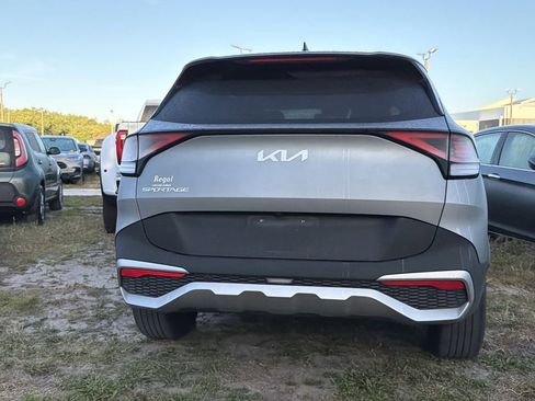 Used 2023 Kia Sportage LX image 6