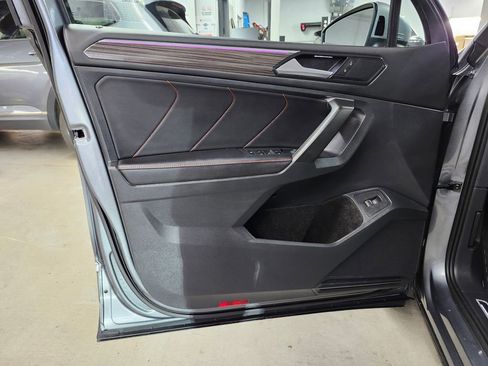 Certified 2024 Volkswagen Tiguan Wolfsburg Edition w/ Panoramic Sunroof Package AWD/4WD image 10