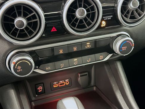 Used 2024 Nissan Sentra SV image 23