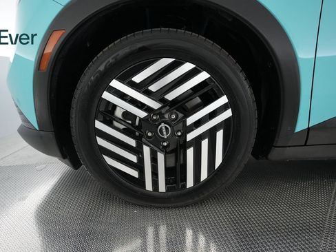 Used 2026 Nissan Leaf SV+ FWD image 19