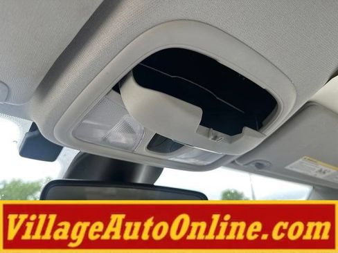 Used 2021 Jeep Cherokee Latitude Lux FWD image 17