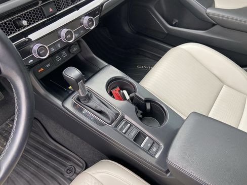 Used 2024 Honda Civic Touring image 24