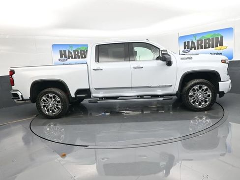 New 2026 Chevrolet Silverado 2500 High Country w/ Technology Package image 7