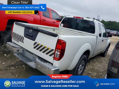 Used 2015 Nissan Frontier S RWD image 4