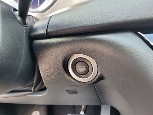 New 2026 Chrysler Voyager LX image 29